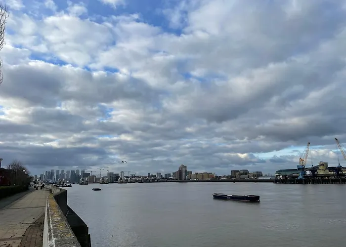 City Residencies - Thames View Greenwich
